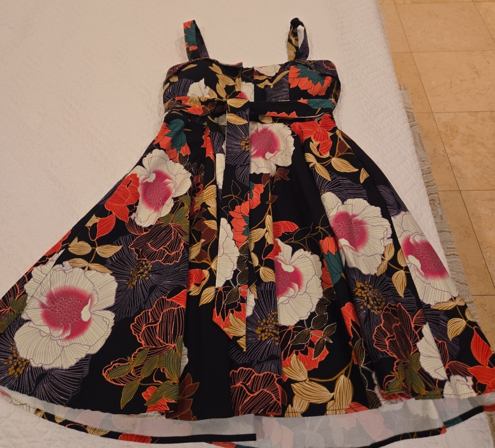 Elegant Floral Women's Dress - Multicolor
